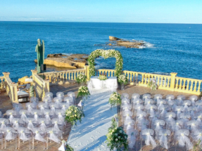 Syracuse beach wedding in castle